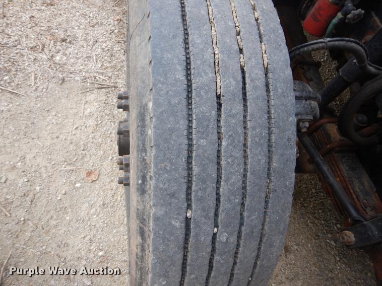 image for item DC4547 2007 Sterling L8500 hook truck with three beds