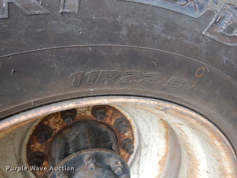 image for item DC4547 2007 Sterling L8500 hook truck with three beds