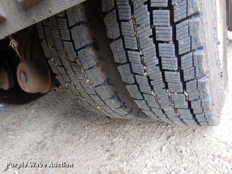 image for item DC4547 2007 Sterling L8500 hook truck with three beds