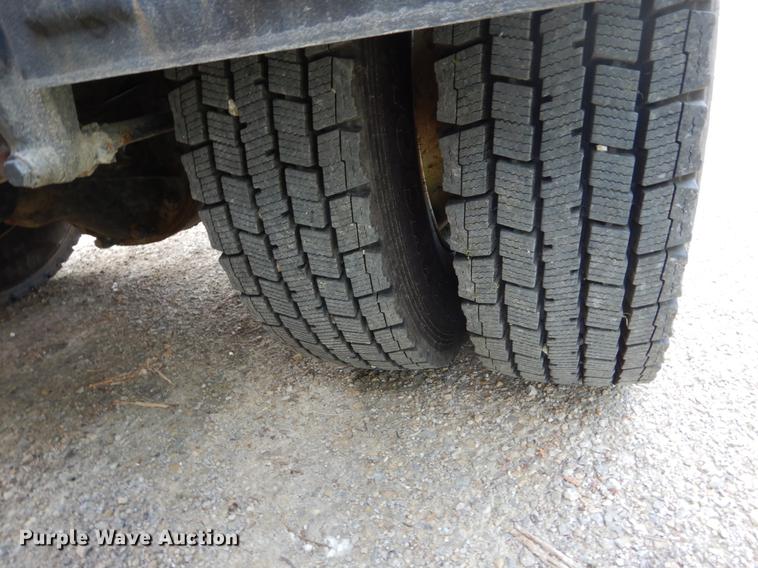 image for item DC4547 2007 Sterling L8500 hook truck with three beds