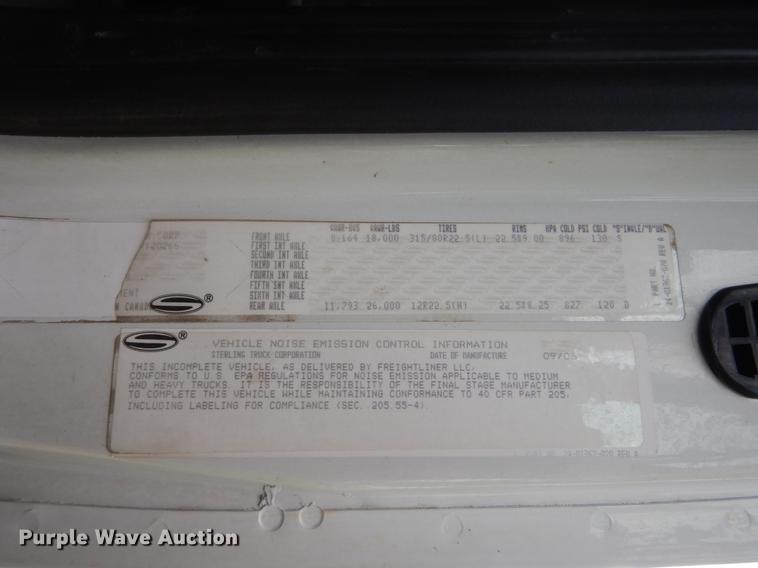 image for item DC4547 2007 Sterling L8500 hook truck with three beds