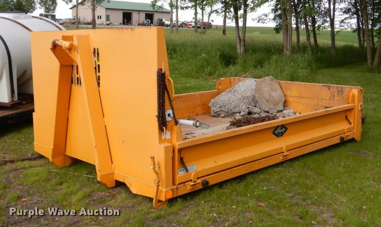 image for item DC4547 2007 Sterling L8500 hook truck with three beds