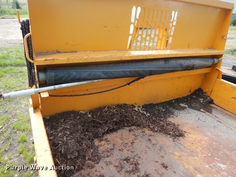 image for item DC4547 2007 Sterling L8500 hook truck with three beds