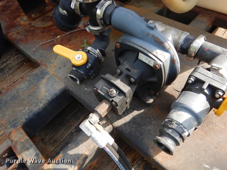 image for item DC4547 2007 Sterling L8500 hook truck with three beds