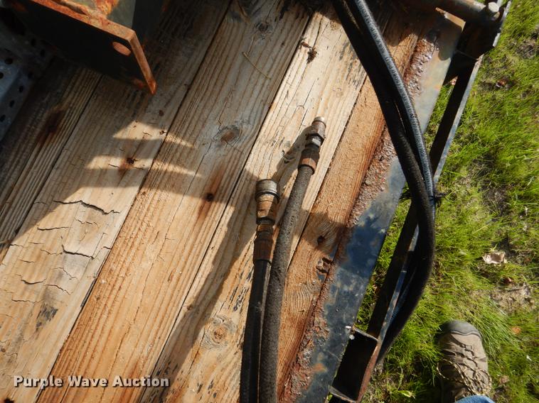 image for item DC4547 2007 Sterling L8500 hook truck with three beds