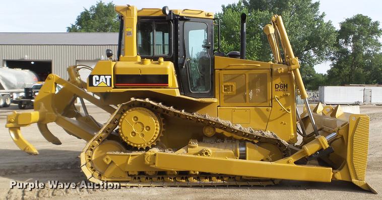 image for item DC4548 1990 Caterpillar D6H dozer