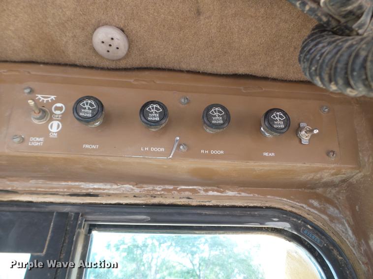 image for item DC4548 1990 Caterpillar D6H dozer