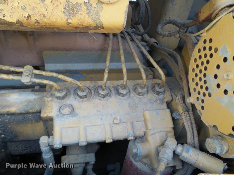 image for item DC4548 1990 Caterpillar D6H dozer