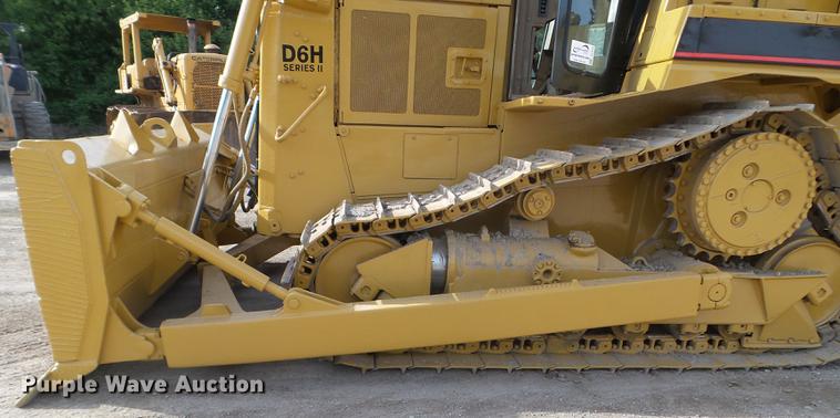 image for item DC4548 1990 Caterpillar D6H dozer