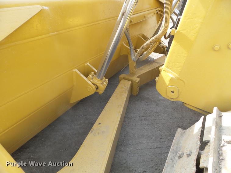 image for item DC4548 1990 Caterpillar D6H dozer