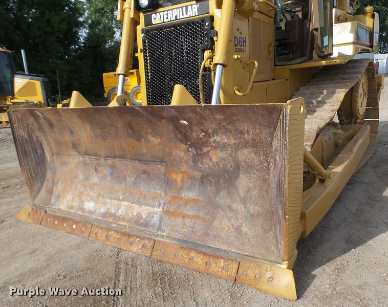 image for item DC4548 1990 Caterpillar D6H dozer