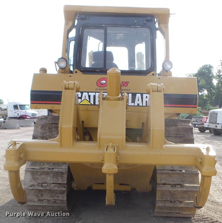 image for item DC4548 1990 Caterpillar D6H dozer
