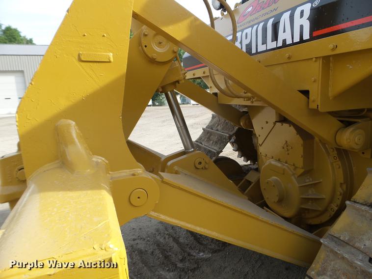 image for item DC4548 1990 Caterpillar D6H dozer