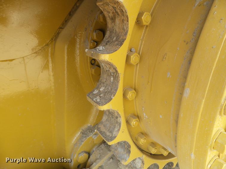 image for item DC4548 1990 Caterpillar D6H dozer