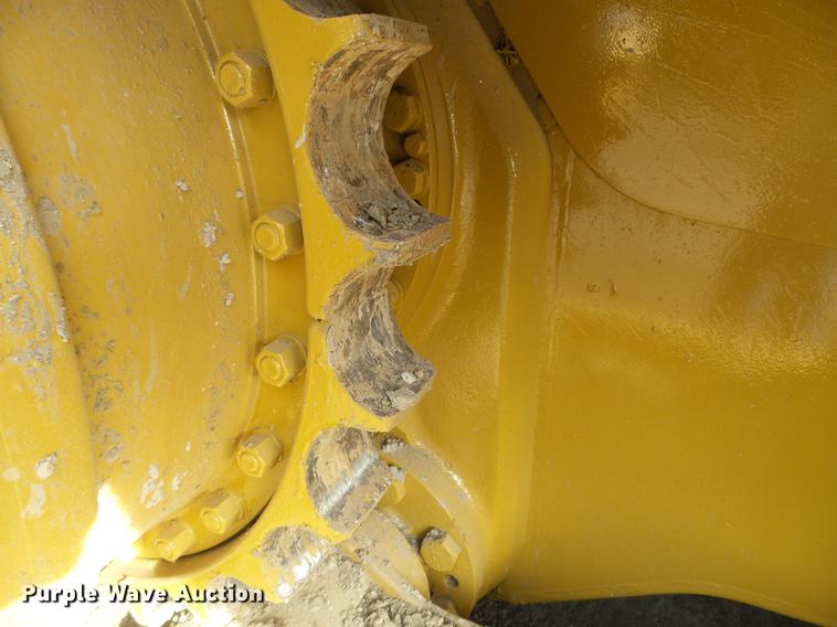 image for item DC4548 1990 Caterpillar D6H dozer