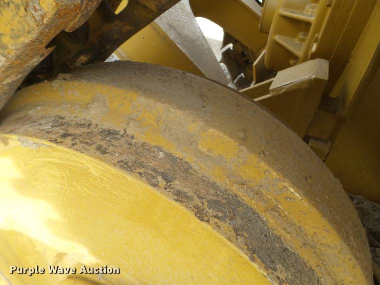 image for item DC4548 1990 Caterpillar D6H dozer