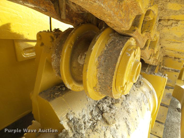 image for item DC4548 1990 Caterpillar D6H dozer