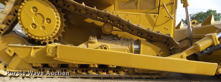 image for item DC4548 1990 Caterpillar D6H dozer