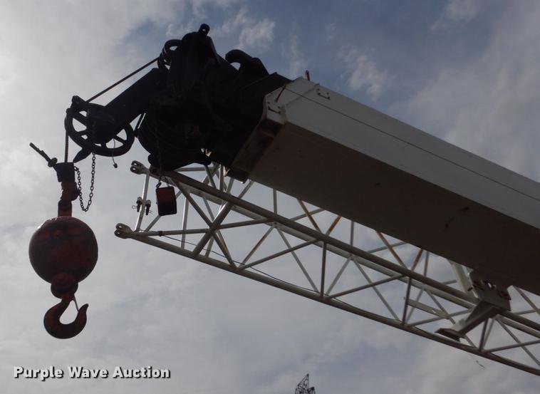 image for item DC4553 1981 Link Belt HSP-8040 crane