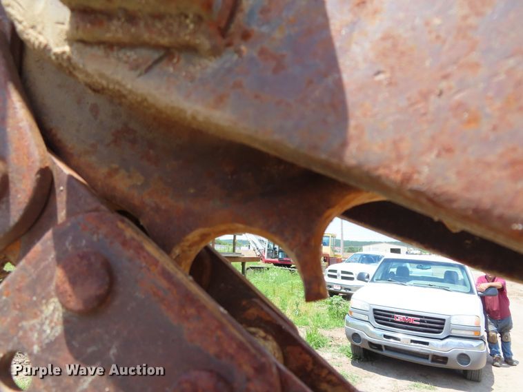 image for item DD6187 1982 Ditch Witch 4010DD trencher