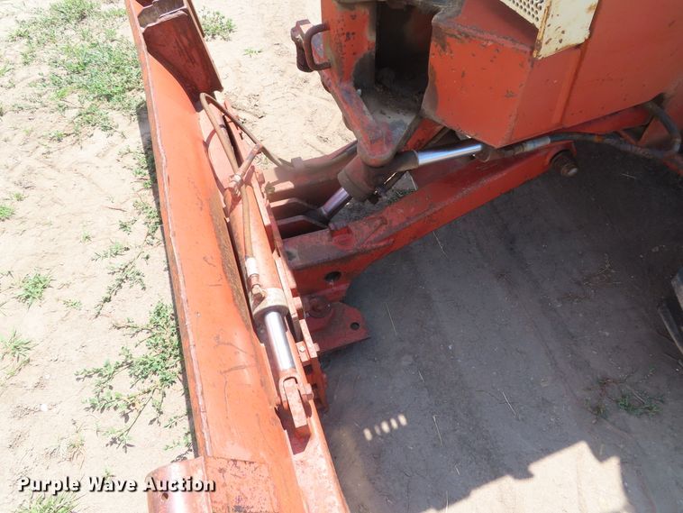 image for item DD6187 1982 Ditch Witch 4010DD trencher