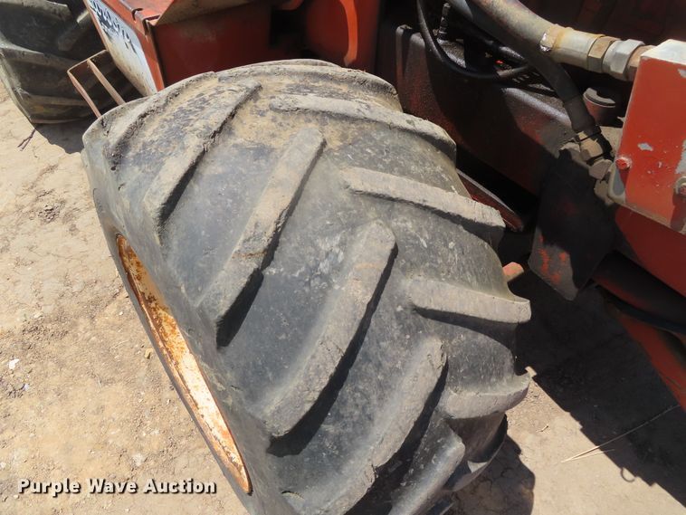 image for item DD6187 1982 Ditch Witch 4010DD trencher