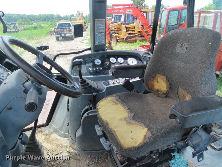 image for item DD6188 2001 Caterpillar 420D backhoe