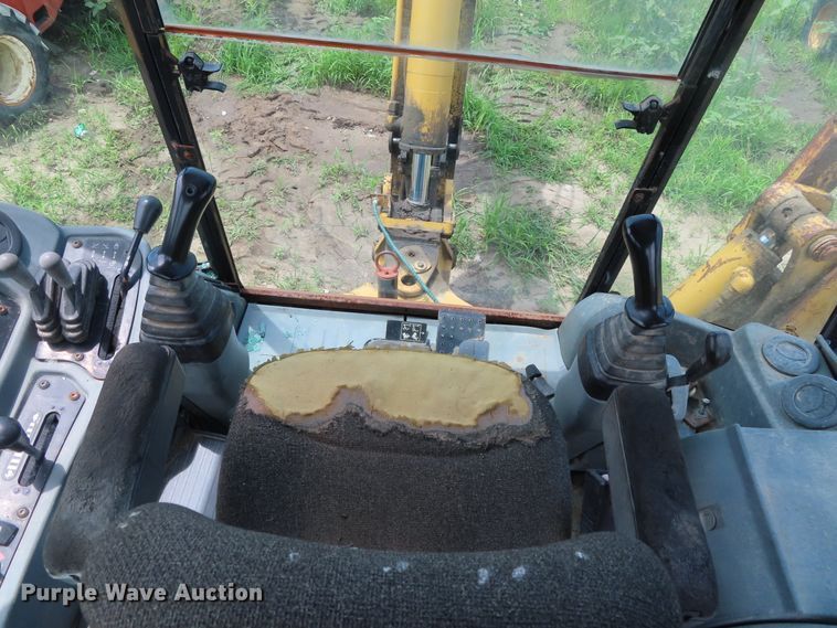 image for item DD6188 2001 Caterpillar 420D backhoe