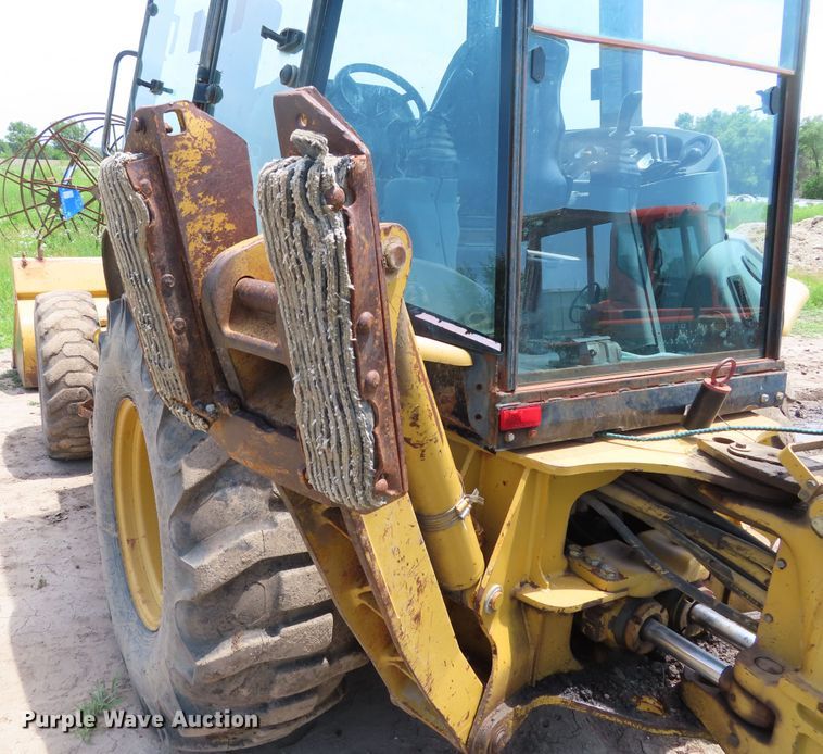 image for item DD6188 2001 Caterpillar 420D backhoe