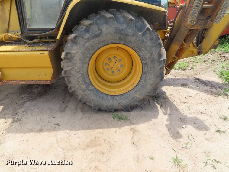 image for item DD6188 2001 Caterpillar 420D backhoe