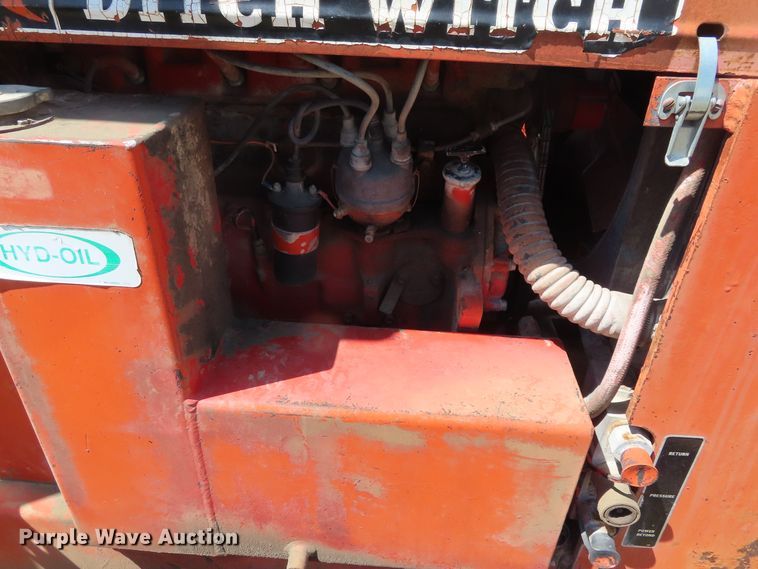 image for item DD6189 1979 Ditch Witch R65 rock saw