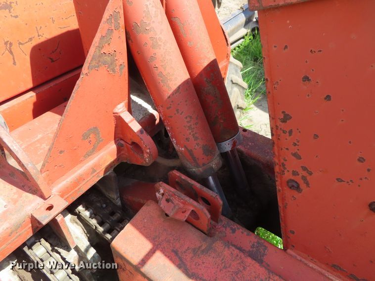 image for item DD6189 1979 Ditch Witch R65 rock saw