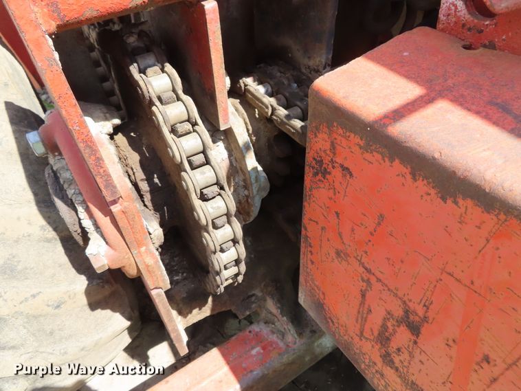 image for item DD6189 1979 Ditch Witch R65 rock saw