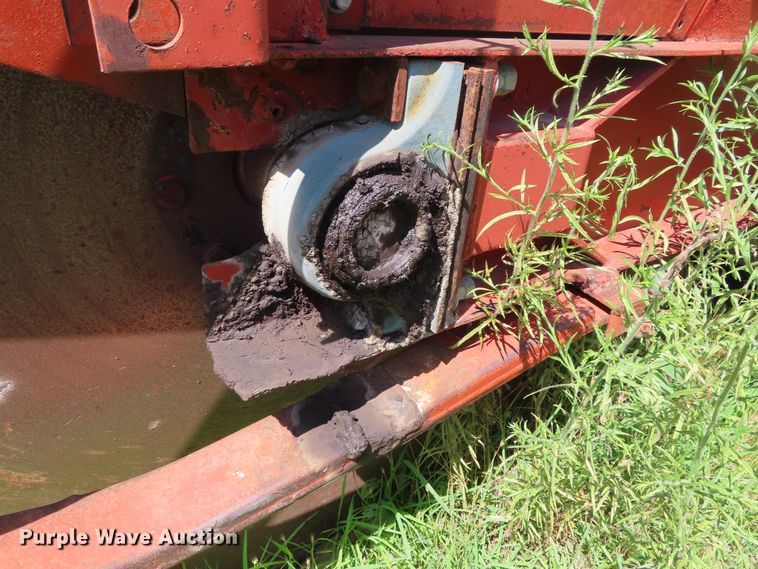 image for item DD6189 1979 Ditch Witch R65 rock saw