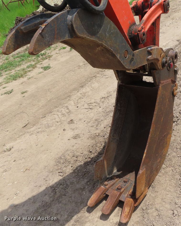 image for item DD6191 2010 Kubota KX121-3ST mini excavator