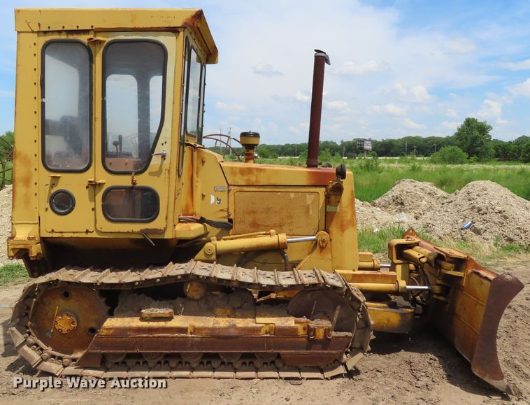 image for item DD6192 1979 Caterpillar D3 dozer