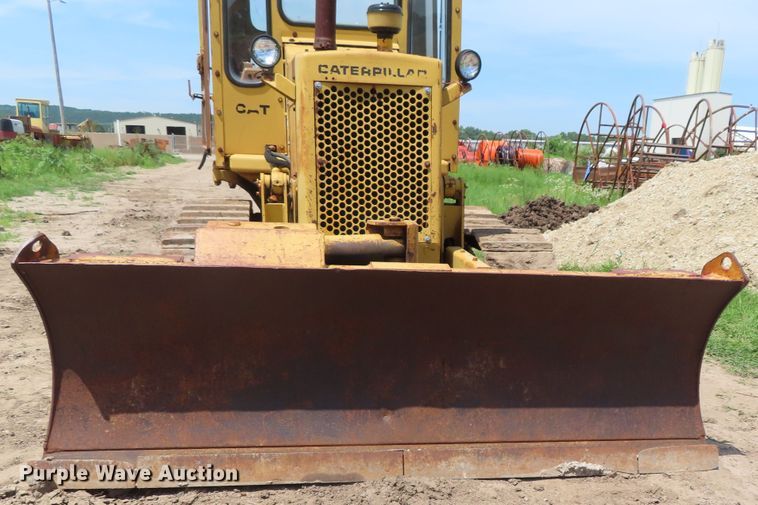image for item DD6192 1979 Caterpillar D3 dozer