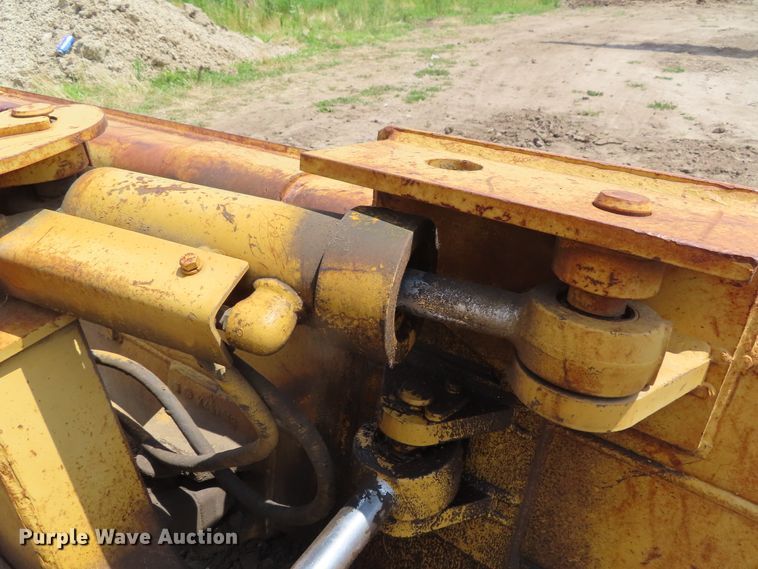 image for item DD6192 1979 Caterpillar D3 dozer