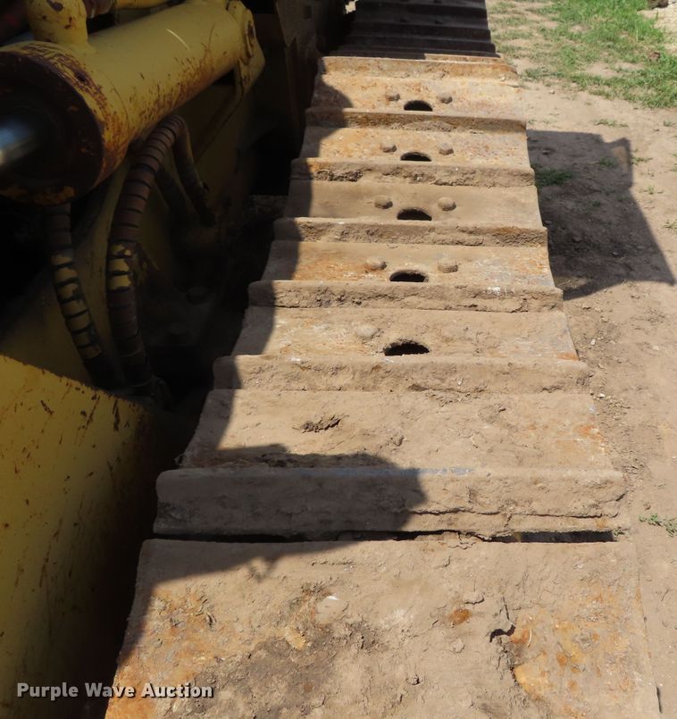 image for item DD6192 1979 Caterpillar D3 dozer