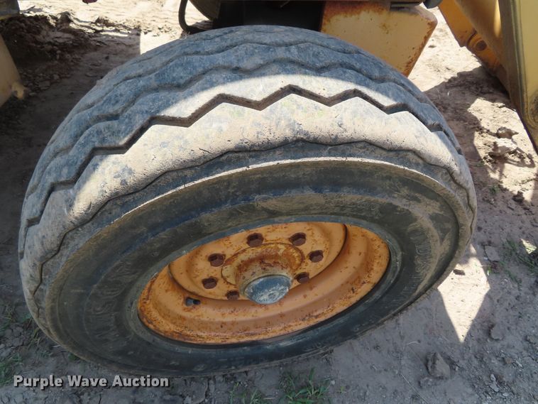 image for item DD6194 1996 Case 580 Super L backhoe