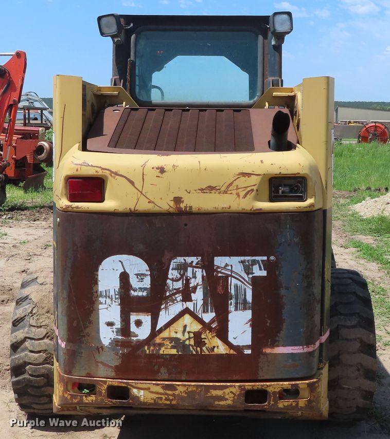 image for item DD6195 2002 Caterpillar 246 skid steer