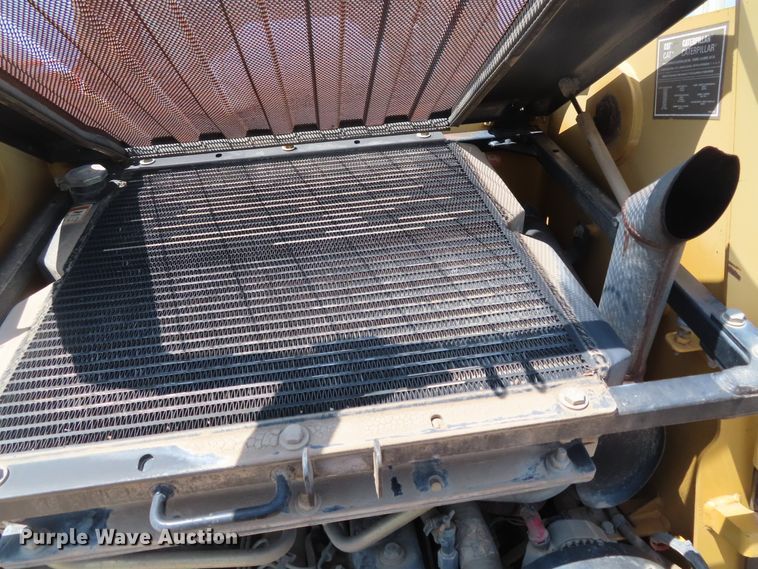 image for item DD6195 2002 Caterpillar 246 skid steer