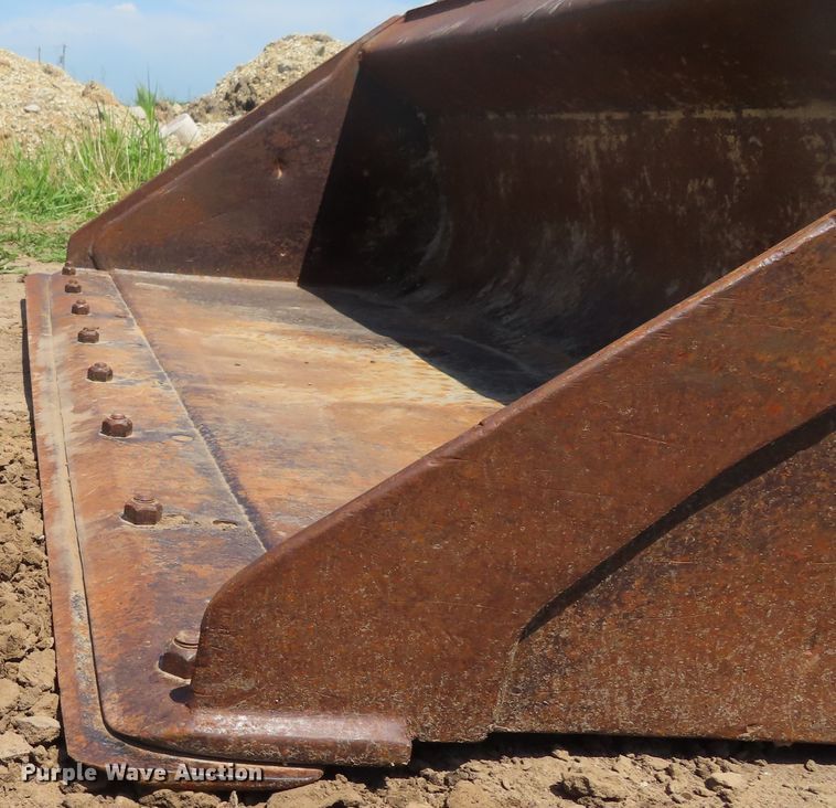 image for item DD6195 2002 Caterpillar 246 skid steer