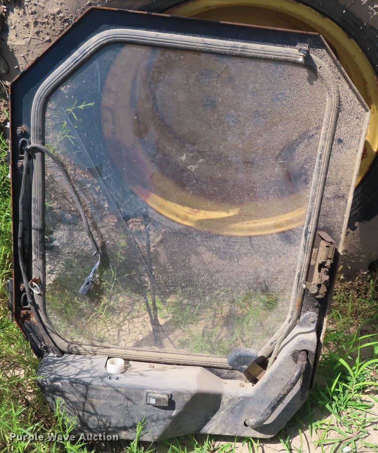 image for item DD6195 2002 Caterpillar 246 skid steer