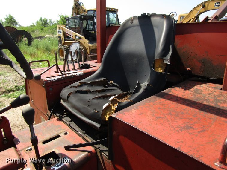 image for item DD6196 1982 Ditch Witch 6510DD trencher