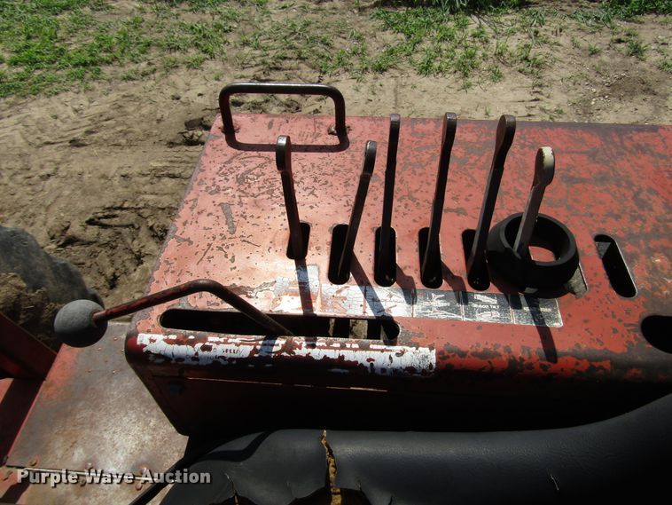 image for item DD6196 1982 Ditch Witch 6510DD trencher