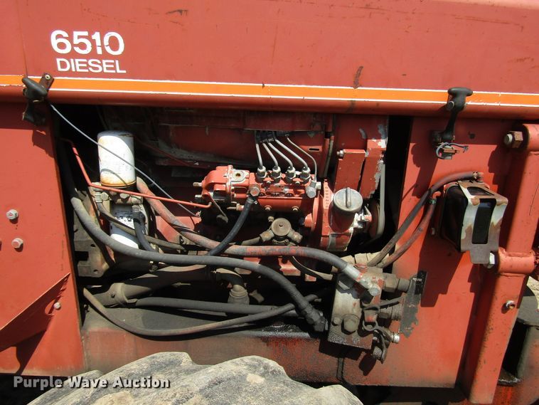image for item DD6196 1982 Ditch Witch 6510DD trencher