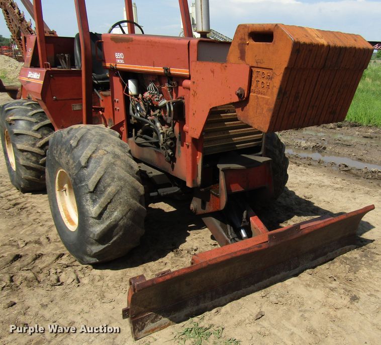 image for item DD6196 1982 Ditch Witch 6510DD trencher