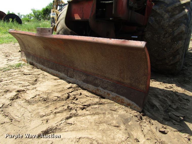 image for item DD6196 1982 Ditch Witch 6510DD trencher