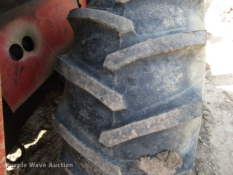 image for item DD6196 1982 Ditch Witch 6510DD trencher